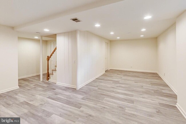 Building Photo - 4709 Edgefield Rd