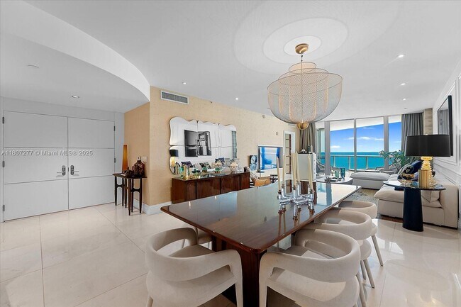 Building Photo - 17121 Collins Ave
