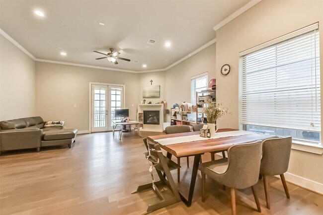 Building Photo - 10914 Brookeshire Chase Ln