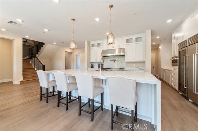 Building Photo - 86 Bellatrix