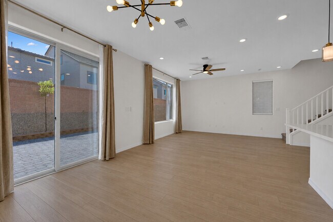 Building Photo - 10265 Restless River St