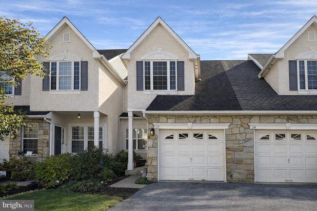 Building Photo - 17 Lincoln Dr