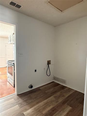 Building Photo - 3757 Trinity Ln