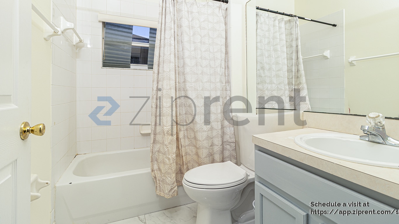 Building Photo - 2732 Wingfield Pl