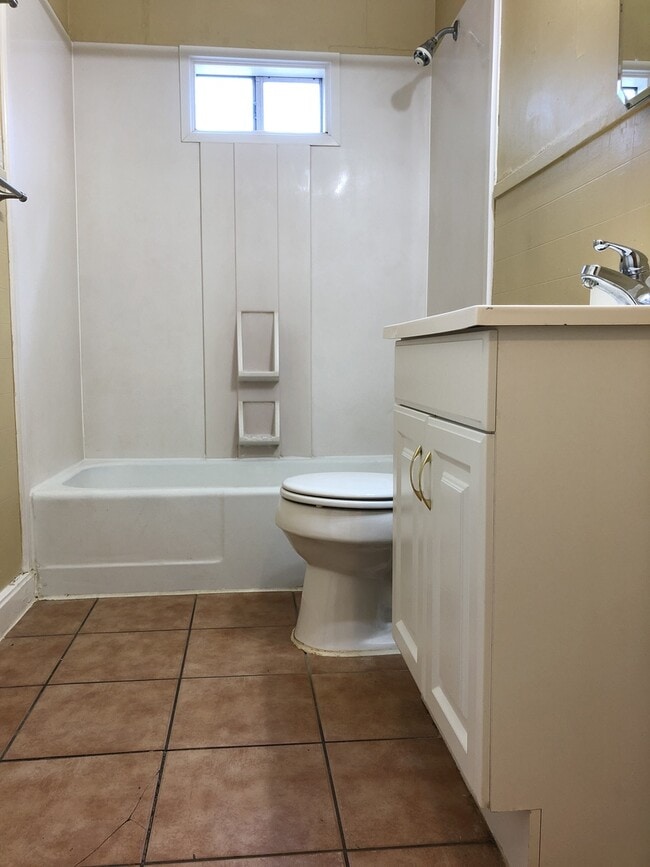 Building Photo - Move In Special!!! First Full Month Free!!!