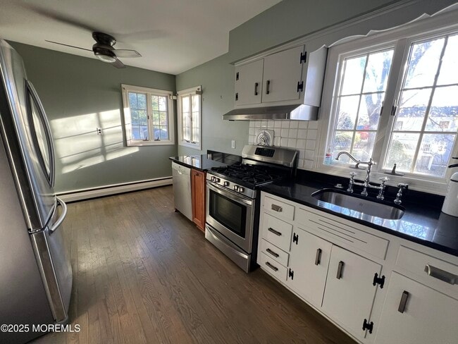 Building Photo - 12 Eisele Ave