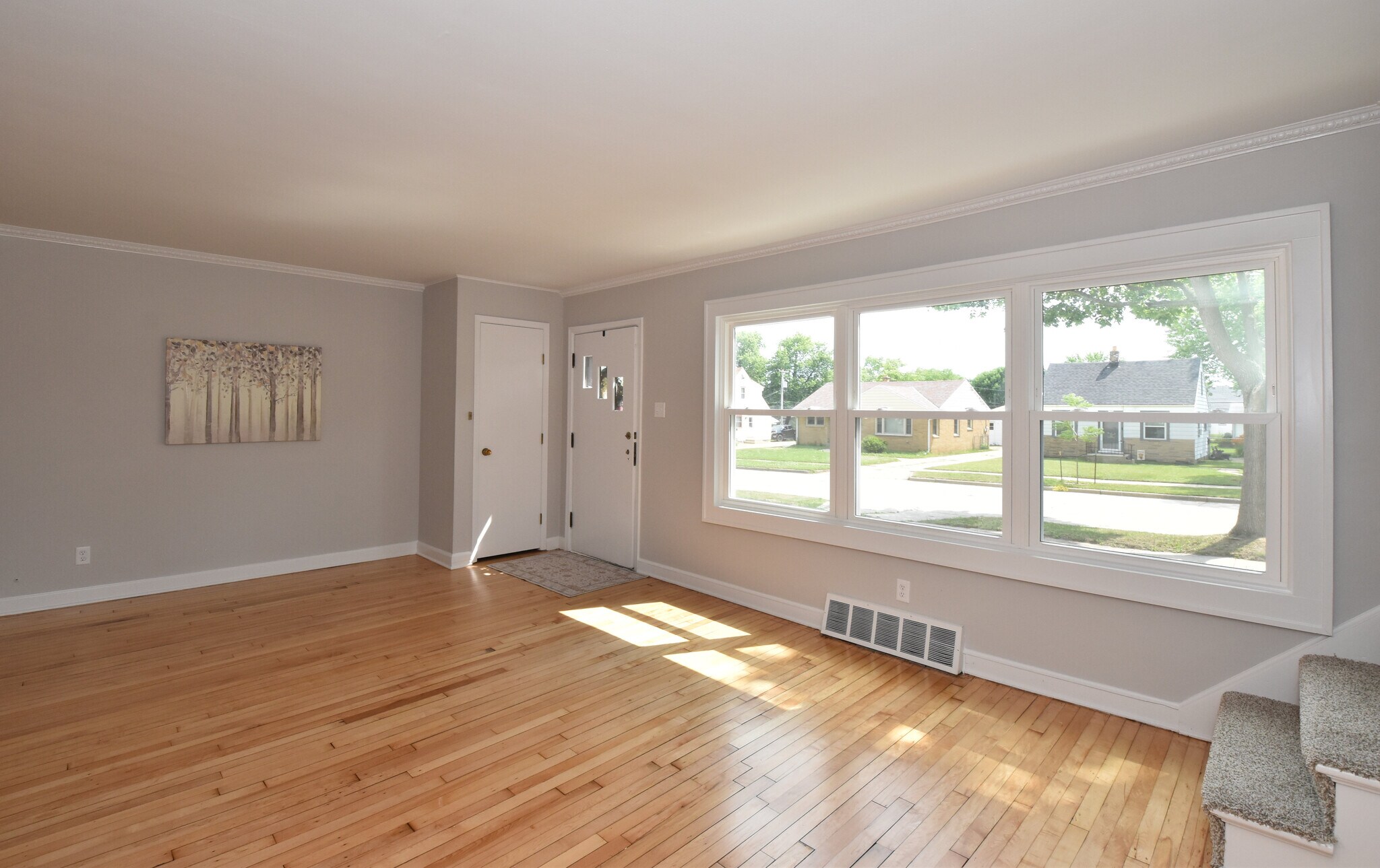 Building Photo - 3555 S 87th St