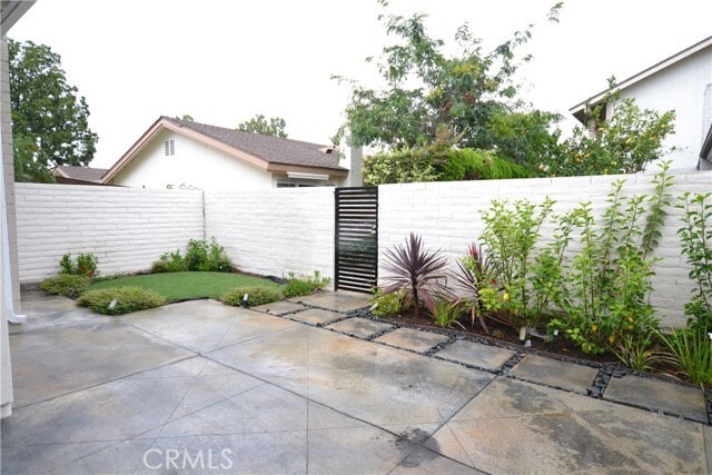 Building Photo - 5 Spicewood Way