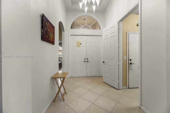 Building Photo - 7363 Via Luria