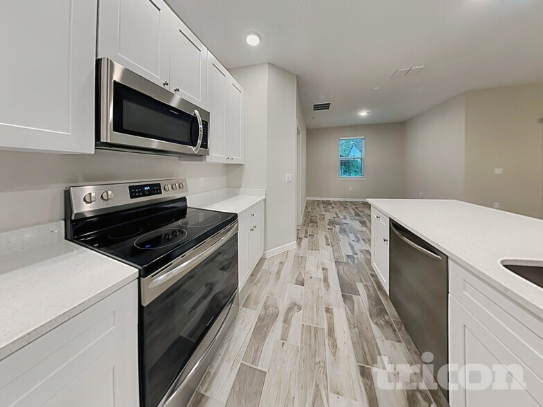 Building Photo - 1337 19th St