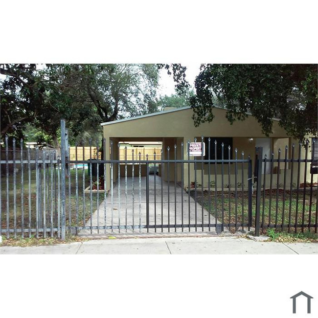 Primary Photo - 2153 NW 92nd St