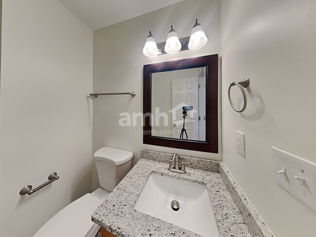 Building Photo - 1531 Mallard Cir E