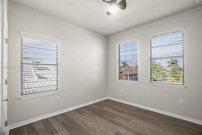 Building Photo - 8197 Hanoverian Dr