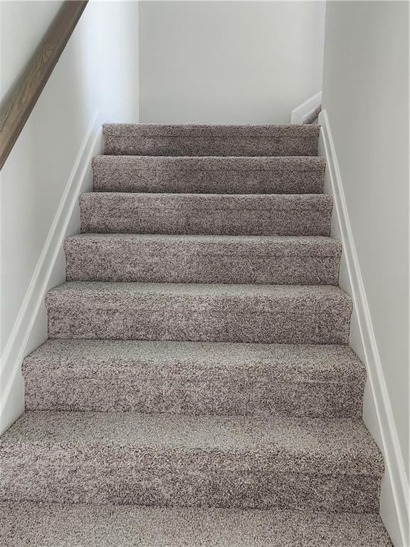 Building Photo - 3370 Westgate Park Dr