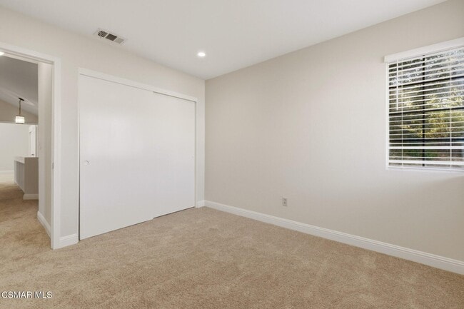 Building Photo - 26916 Lost Oak Ct