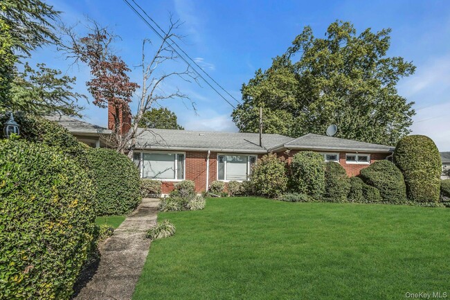 Primary Photo - 260 Oak Ridge Ln