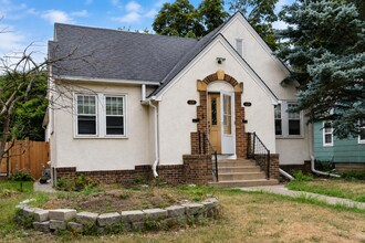 Building Photo - 4329-4331 Thomas ave N