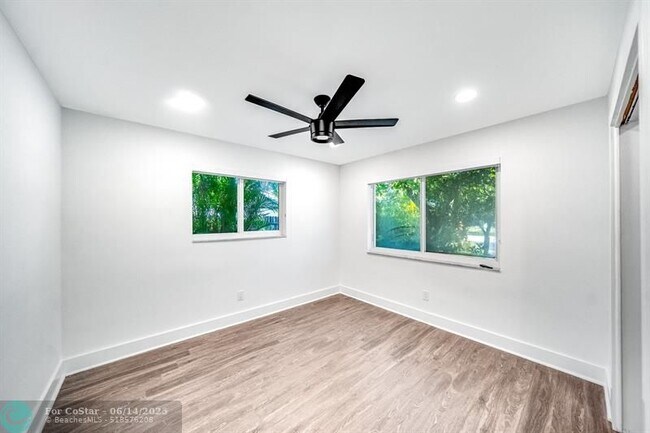 Building Photo - 7491 NW 11th Pl