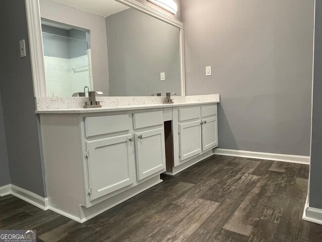 Building Photo - 5391 Kelleys Mill Cir