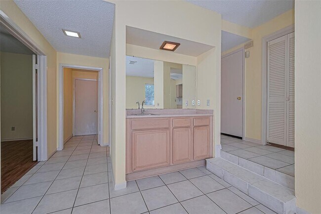 Building Photo - 5127 Smokey River Dr