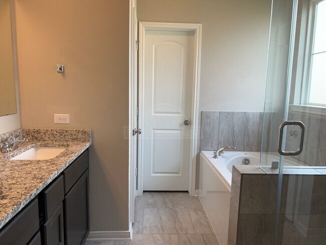 Building Photo - 6702 McGregor Lp