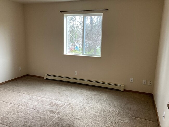 Building Photo - 1170 Dodds Dr