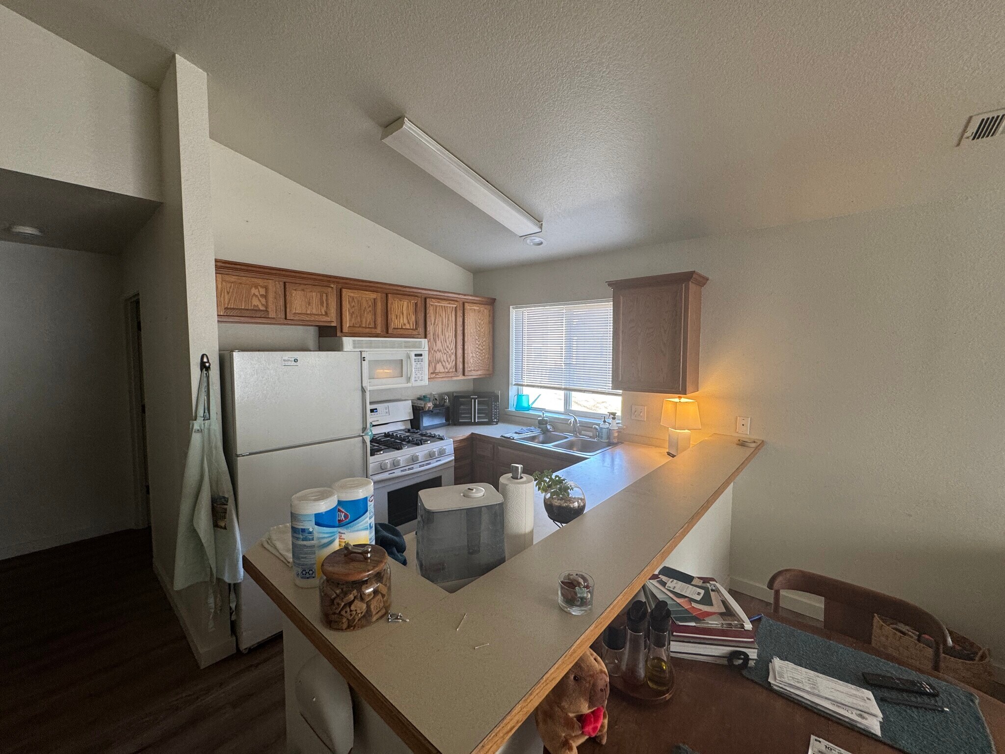 Building Photo - 2062 NE Chanel Ct