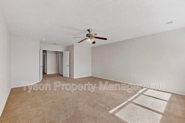 Building Photo - 8012 Corn Mountain Pl NW