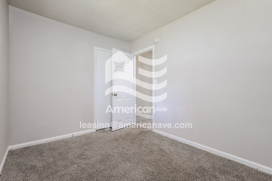 Building Photo - 4715 Avery St