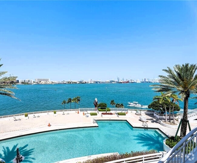 Building Photo - 848 Brickell Key Dr