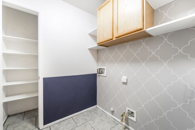 Building Photo - Charming Single-Story Home in Silverado Pines!