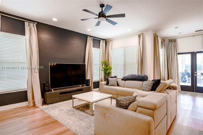 Building Photo - 2575 Muirfield Terrace