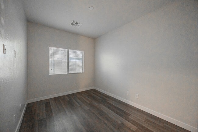 Building Photo - 42381 W Mira Ct