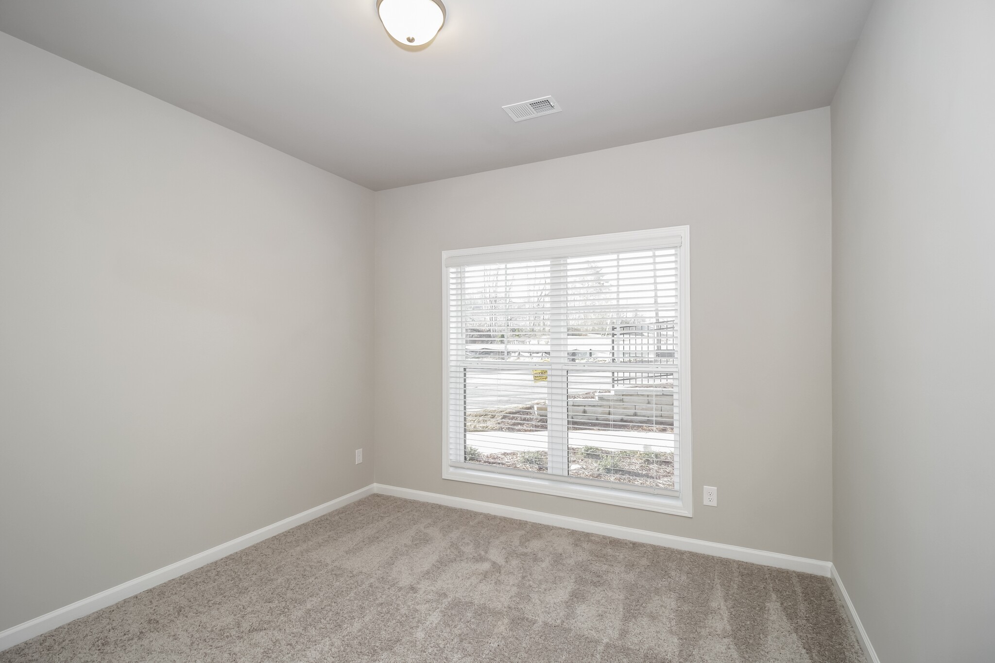 Building Photo - 843 Calvin Pk Dr