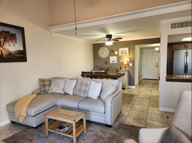 Building Photo - Furnished - 2 bed / 1.5 Bath Available for...