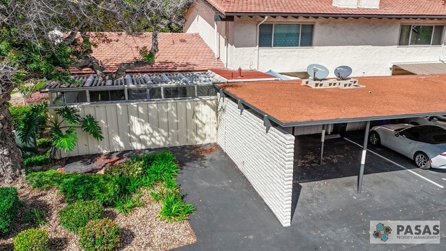 Building Photo - Point Loma Condo - Single-Story End Unit with Sunroom & 2 Covered Parking Spots