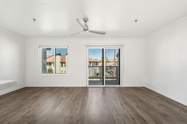 Building Photo - 43376 Cook St