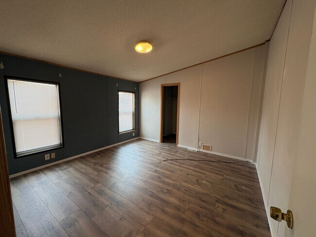 Building Photo - 2703 Olivine St