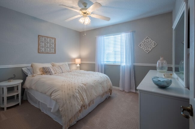 Building Photo - 1040 Arezzo Cir