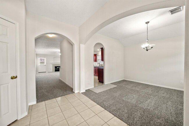 Building Photo - 16627 Sperry Gardens Dr