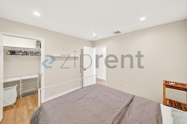 Building Photo - 5775 W 74th St