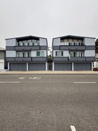 Building Photo - 2026 Hermosa Ave