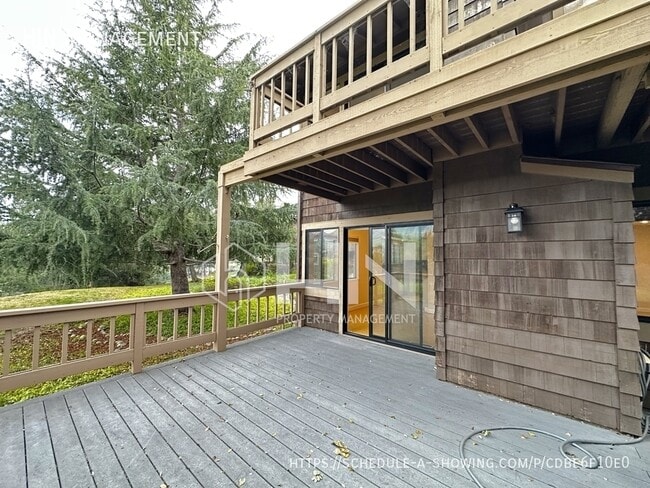 Building Photo - 1098 Ocaso Camino