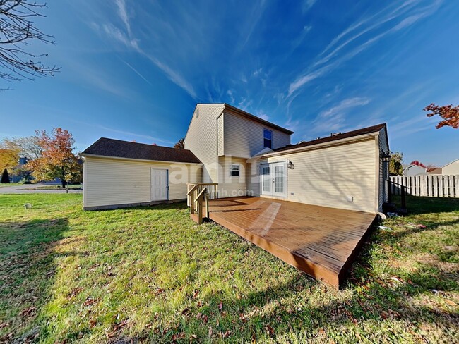 Building Photo - 7484 Crooked Stick Dr