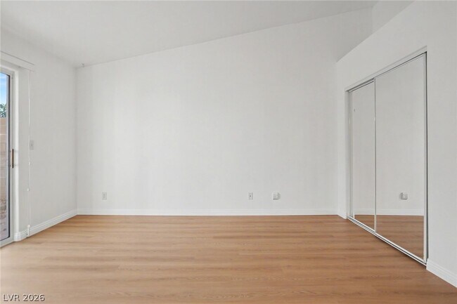 Building Photo - 6671 E Walnut Canyon Dr