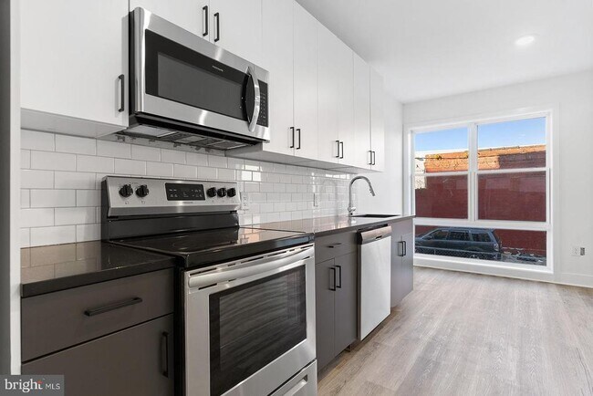 Building Photo - 330 Cecil B. Moore Ave