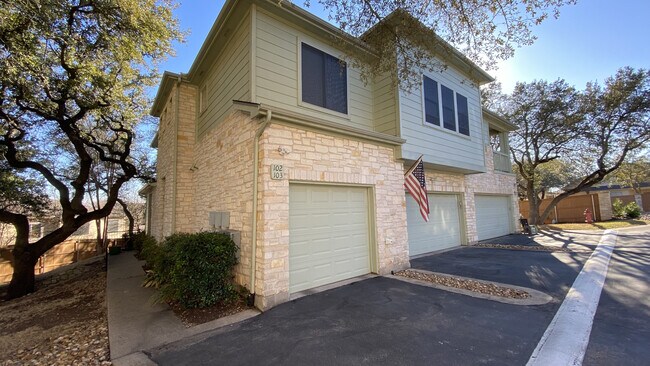Building Photo - 7501 Shadowridge Run