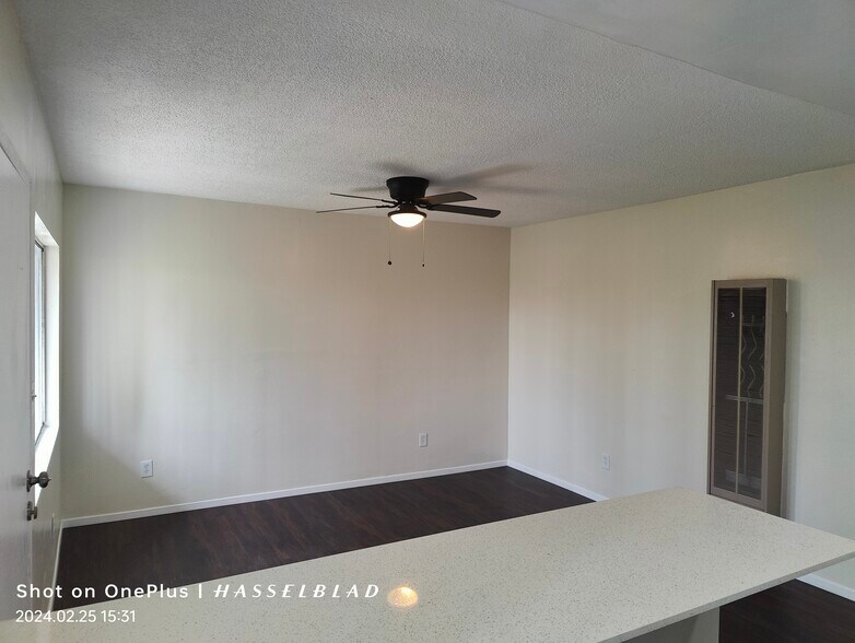 Building Photo - 2520 Malabar St