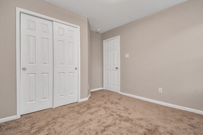 Building Photo - 4918 Jarl Ct