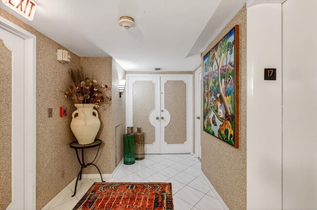 Building Photo - 1200 S Ocean Blvd